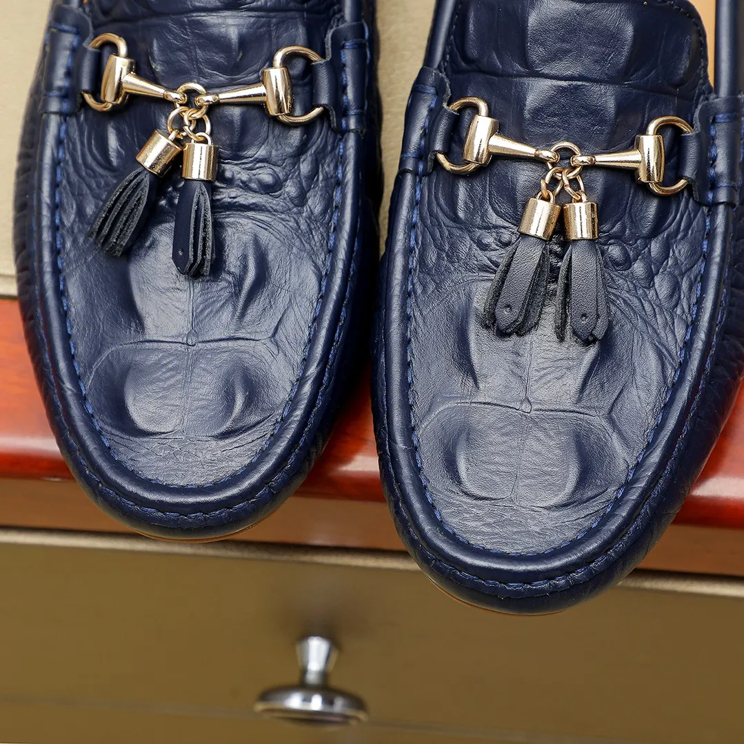 Men's shoes💰360💰🕷🕷️【 GUCCI 】Gucci's best-selling trendy men's casual slip-on shoes 🇨🇳Official website original 1:1 mold 💯Original quality, fine workmanship ☘Fashionable and versatile, perfect shape, comfortable on the feet 🍓Trendy men's recommended model, imported cowhide on the top layer 🎋High-quality pigskin lining, rubber wear-resistant and non-slip outsole, high-end atmosphere, worth owning 🍉Optional 38-44